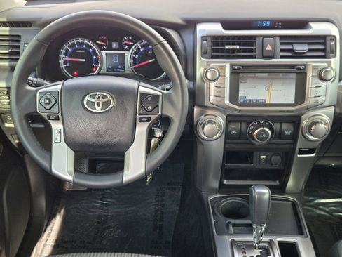 Used 2018 Toyota 4Runner SR5 image 26