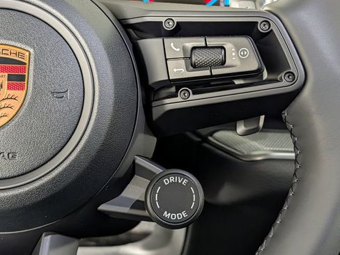 New 2026 Porsche Cayenne image 40