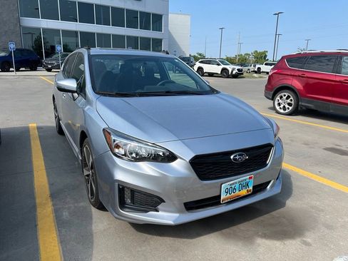 Used 2017 Subaru Impreza 2.0i Sport w/ Popular Package #4 AWD/4WD image 6