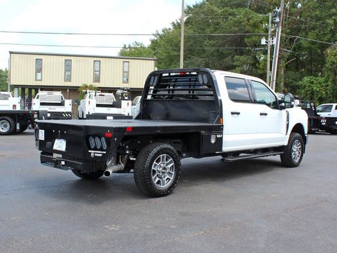 Used 2025 Ford F250 XLT w/ Camper Package AWD/4WD image 13