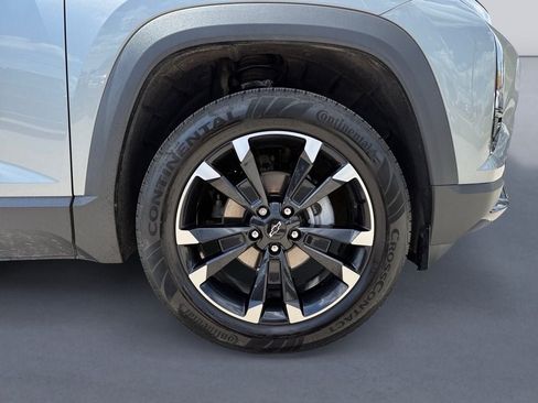 Used 2025 Chevrolet Equinox RS w/ Convenience Package III AWD/4WD image 9