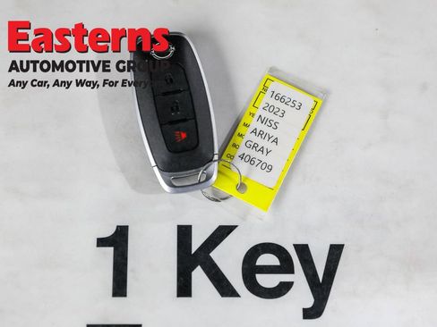 Used 2023 Nissan Ariya FWD image 26