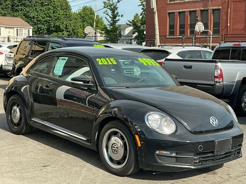 Used 2015 Volkswagen Beetle 1.8T Classic FWD image 3