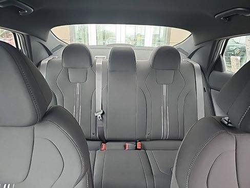 New 2026 Hyundai Elantra Sport FWD image 26