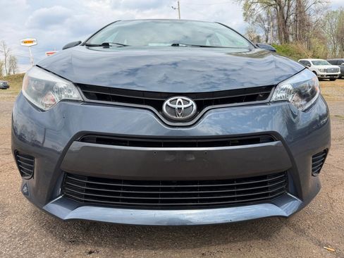 Used 2015 Toyota Corolla LE image 2