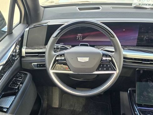 Used 2025 Cadillac Escalade IQ Sport 1 AWD/4WD image 17