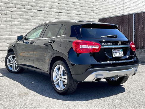Used 2018 Mercedes-Benz GLA 250 4MATIC image 10