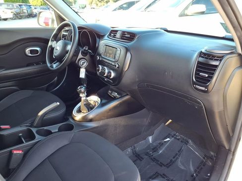 Used 2018 Kia Soul image 15