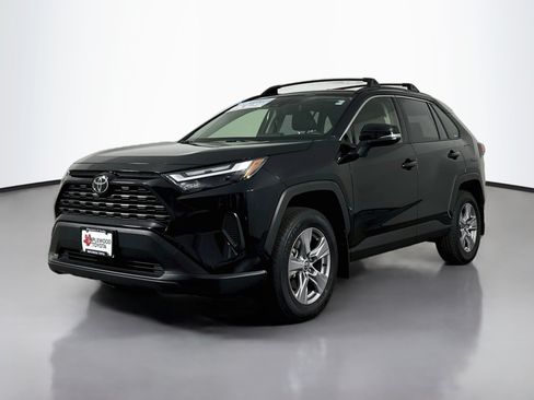 Certified 2025 Toyota RAV4 XLE w/ Convenience Package AWD/4WD image 3