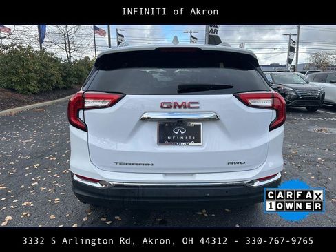 Used 2022 GMC Terrain SLT w/ Tech Package image 14