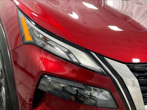 Certified 2023 Nissan Rogue S image 32