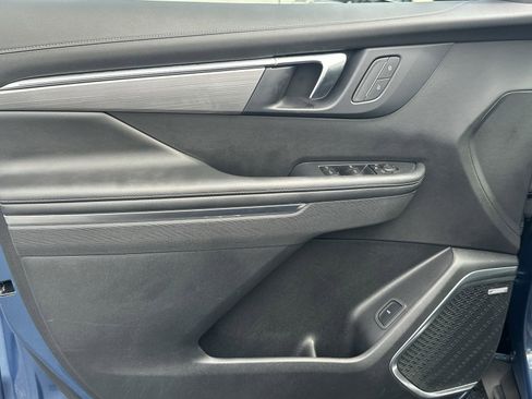 Used 2025 Buick Enclave Preferred FWD image 14