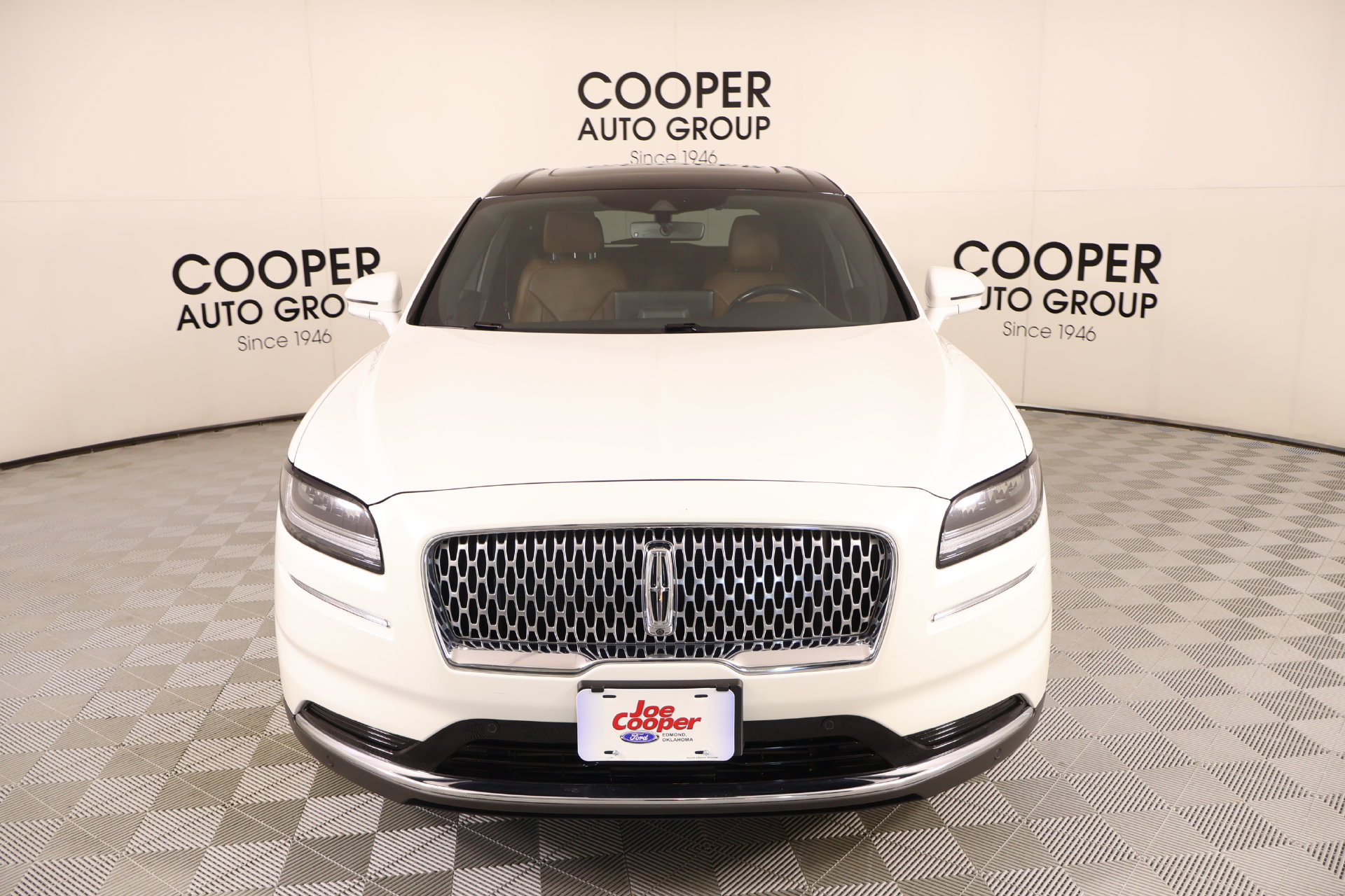 Used 2022 Lincoln Nautilus Reserve w/ Equipment Group 201A FWD image 9