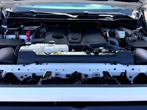 Used 2023 Toyota Tundra SR5 AWD/4WD image 31