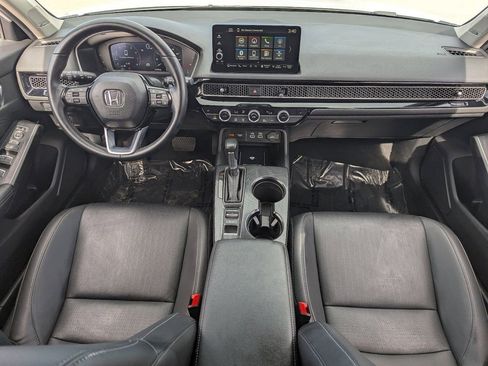 Used 2023 Honda Civic Touring image 12