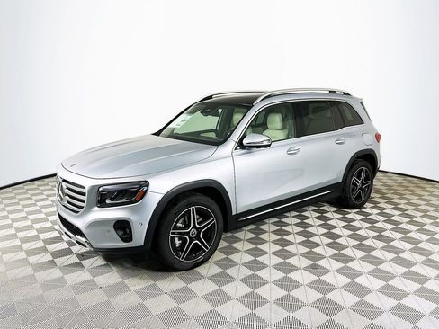 Certified 2026 Mercedes-Benz GLB 250 image 3