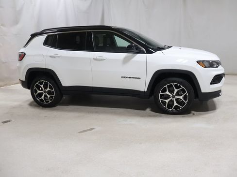 New 2026 Jeep Compass Limited AWD/4WD image 7