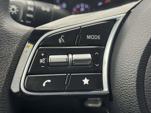 Used 2023 Kia Forte LXS image 18