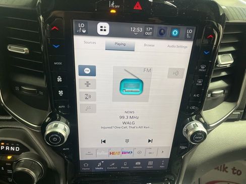 New 2026 RAM 1500 4x4 Crew Cab image 19