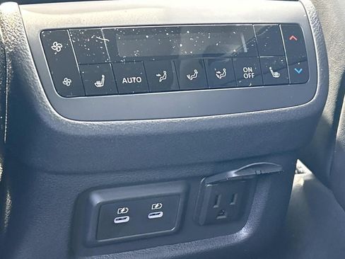 New 2026 Nissan Pathfinder Platinum AWD/4WD image 21