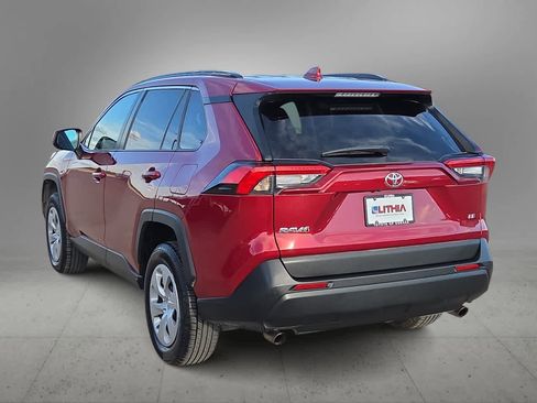 Used 2021 Toyota RAV4 LE image 7