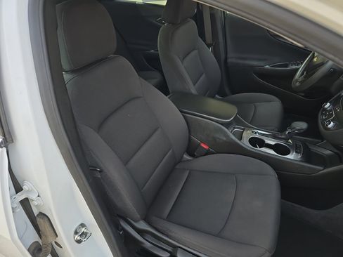 Used 2024 Chevrolet Malibu LS FWD image 24