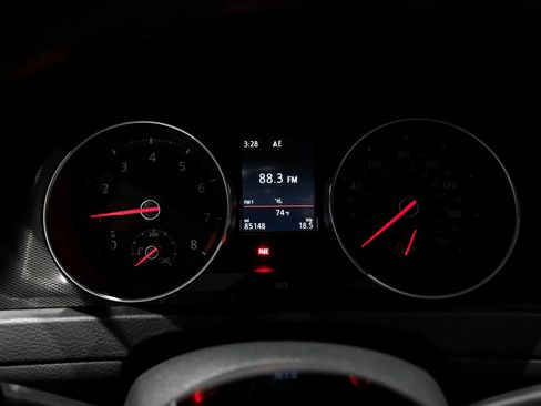 Used 2017 Volkswagen GTI S FWD image 19