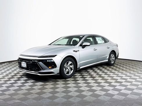 New 2026 Hyundai Sonata SE image 2