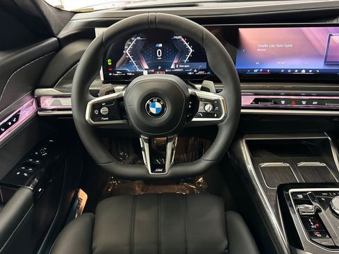 New 2026 BMW 740i w/ Premium Package image 27