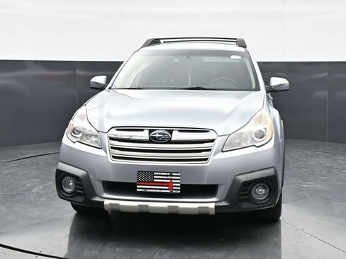 Used 2014 Subaru Outback 2.5i Limited w/ Moonroof Package image 2