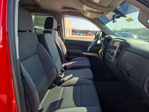 Used 2018 Chevrolet Silverado 1500 LT w/ All Star Edition image 9