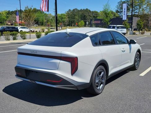 New 2026 Kia K4 LXS image 4