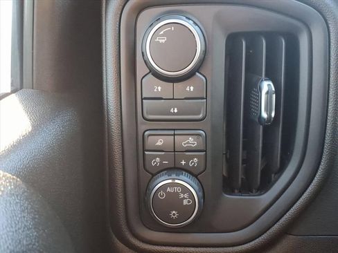 Used 2026 Chevrolet Silverado 2500 Custom w/ Custom Value Package AWD/4WD image 20