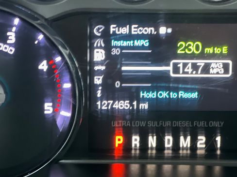 Used 2014 Ford F250 Lariat w/ Lariat Interior Package image 22