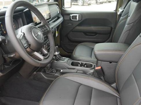 New 2026 Jeep Gladiator Sport image 17