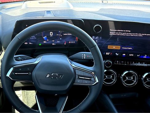 New 2025 Chevrolet Blazer EV LT AWD/4WD image 4