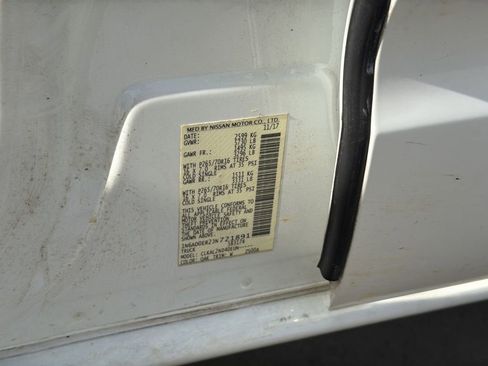 Used 2018 Nissan Frontier SV RWD image 5