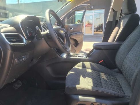 Used 2022 Chevrolet Equinox LT AWD/4WD image 15