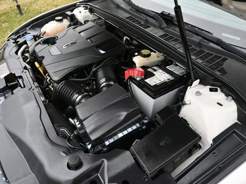 Used 2017 Lincoln Continental Reserve w/ Technology Package image 16