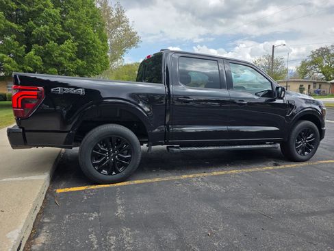 Used 2024 Ford F150 Lariat AWD/4WD image 17