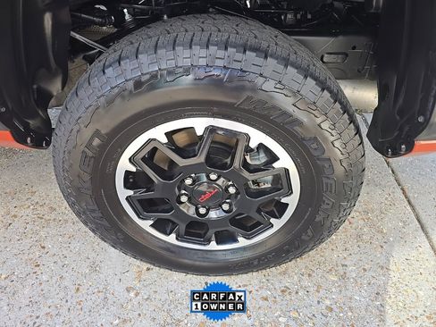 Used 2025 Toyota Tacoma TRD Sport image 47