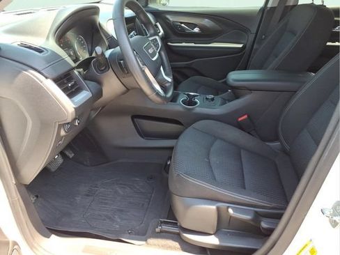 Used 2023 GMC Terrain SLE AWD/4WD image 20