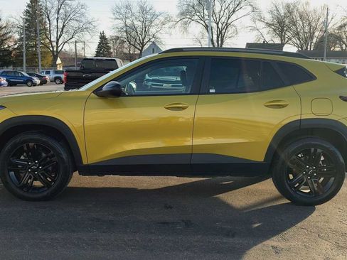 Certified 2024 Chevrolet Trax ACTIV w/ Sunroof Package image 5