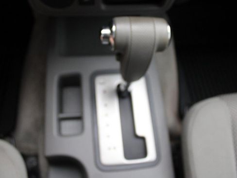 Used 2015 Nissan Frontier SV RWD image 29
