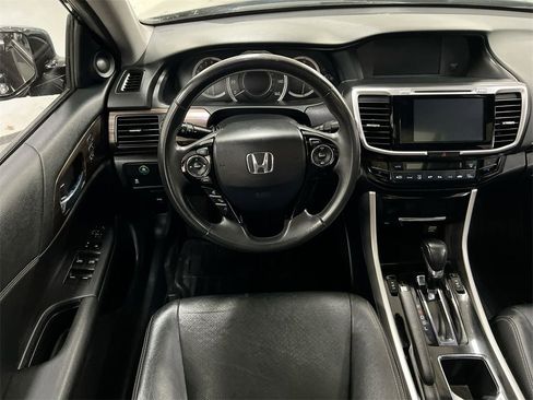 Used 2017 Honda Accord EX-L image 20