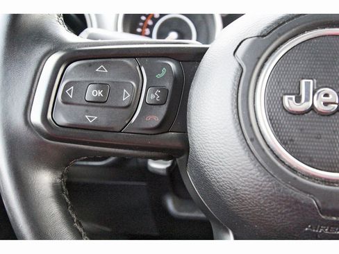 Used 2022 Jeep Wrangler Willys image 16