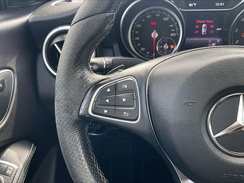 Used 2018 Mercedes-Benz CLA 250 image 22