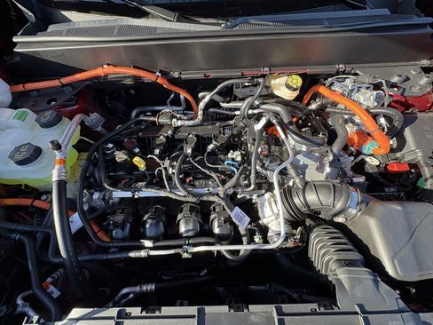 New 2025 Ford Maverick XLT image 17