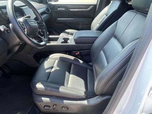 Used 2024 GMC Acadia Elevation FWD image 14