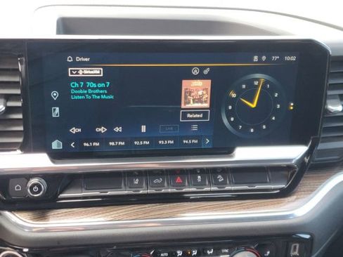 Used 2024 Chevrolet Silverado 2500 LT image 26